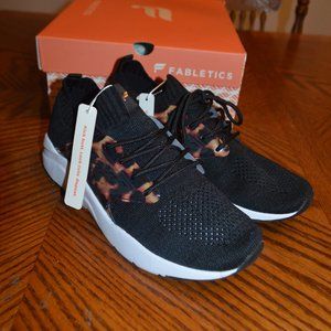 Fabletics Zuma 7 Black Tortoise Shell Lace Up Sneakers NEW Size 8